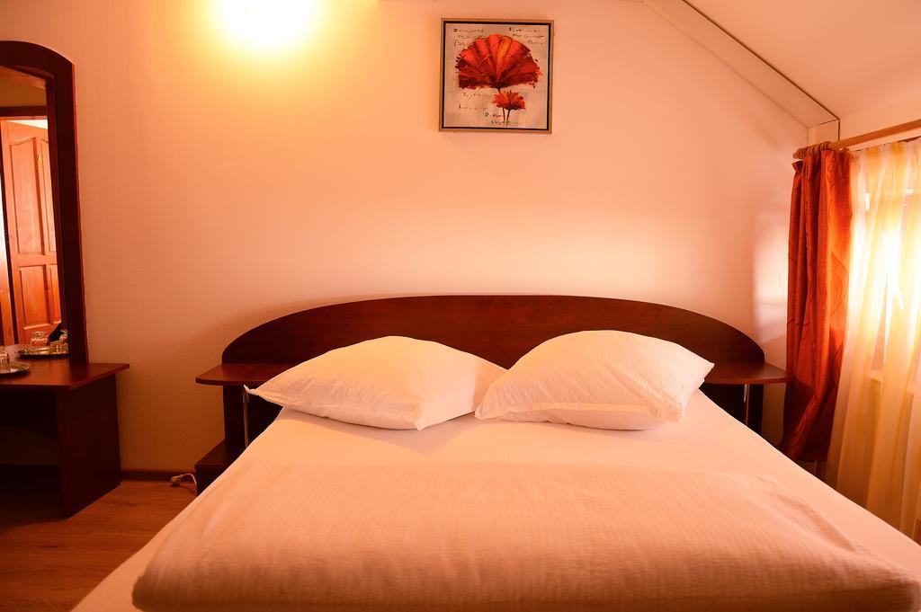 Hôtel Casa Moteasca à Mihai Viteazu  Extérieur photo